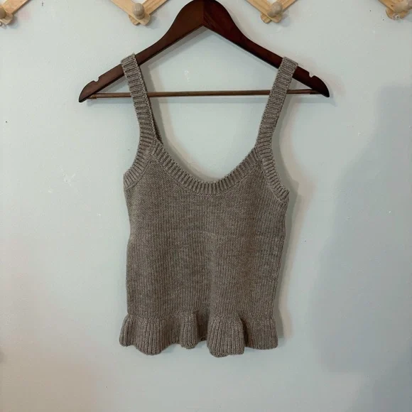 Sweater Cropped Ruffle Tank Top gray/brown NWT - Picture 1 of 9